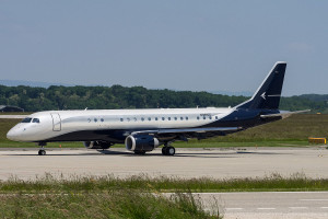 EMBRAER LINEAGE 1000\1000E