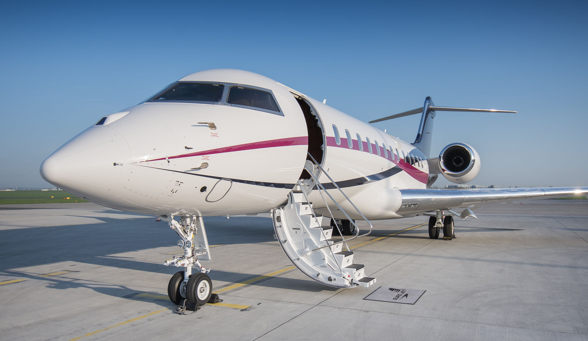 Bombardier Global 6000/Express XRS Bombardier Global 6000/Express XRS